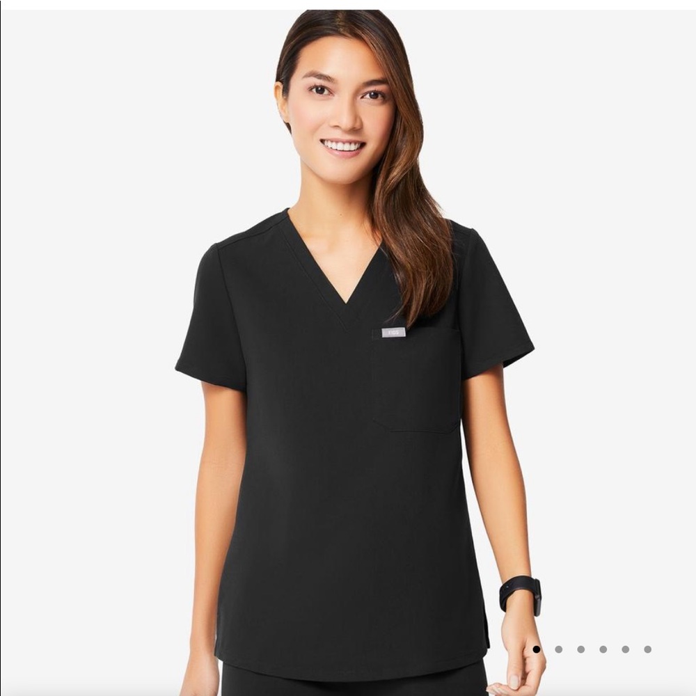 Black FIGS Catarina Top
